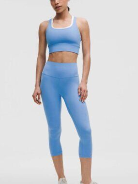 NWOT Lululemon Wunder Train High-Rise Crop 22"